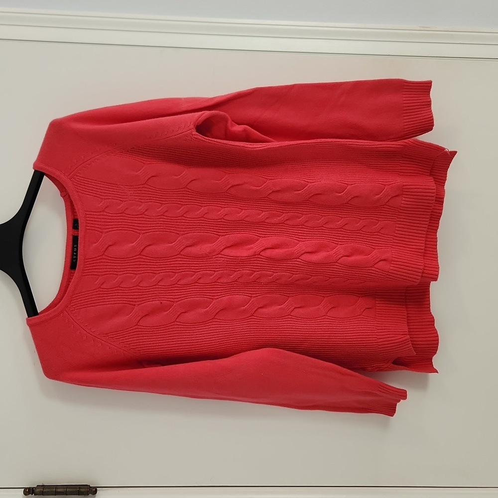 Cyrus pink sweater